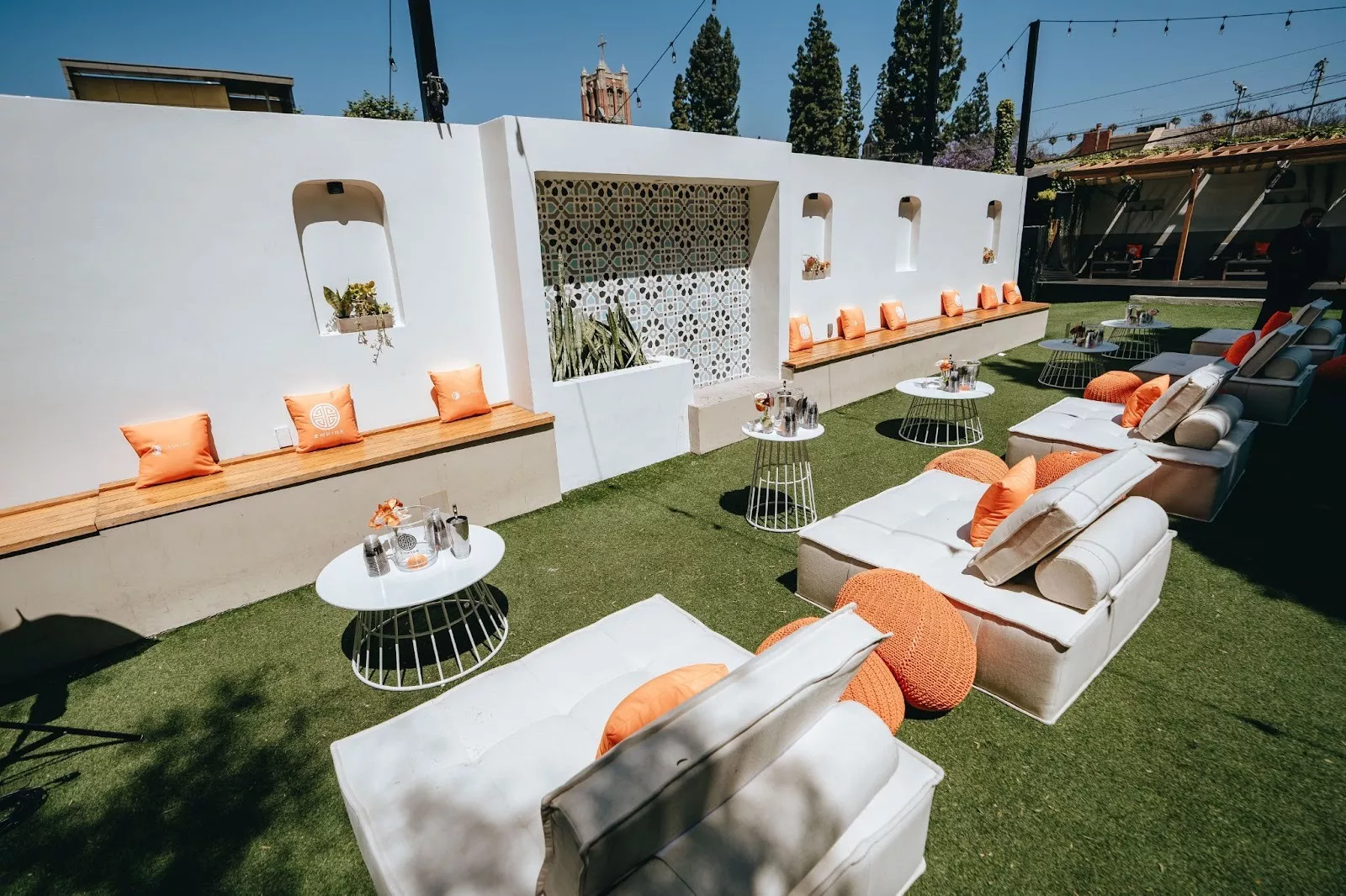 patio-academy-la-hollywood-1-69432db7bcee7.